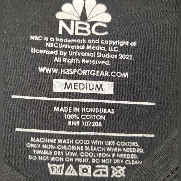 An NBC Saturday Night Live Need More Cowbell men's medium short sleeve t-shirt - Picture 3 of 3